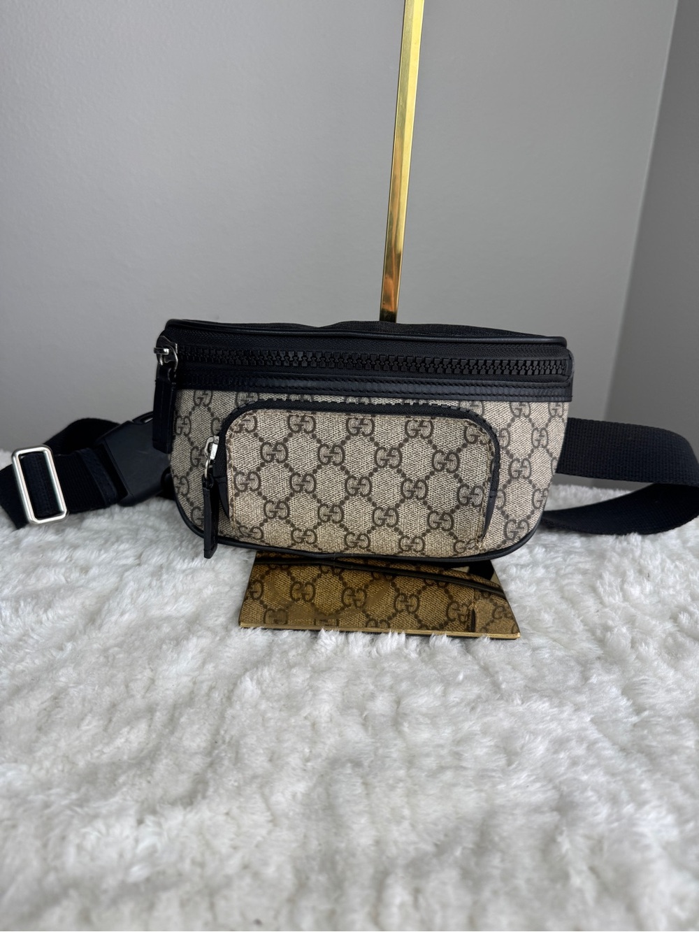 Gucci Eben Beige GG Supreme Canvas Belt Bag with Black Trim